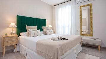 2 slaapkamers, een strijkplank/strijkijzer, gratis wifi, beddengoed