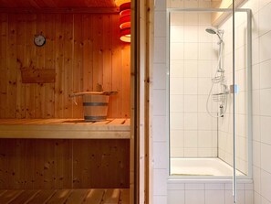 House | Bathroom - Holiday Home Seeblick With Sauna on Lake Dummer, Dummer (Dümmer)