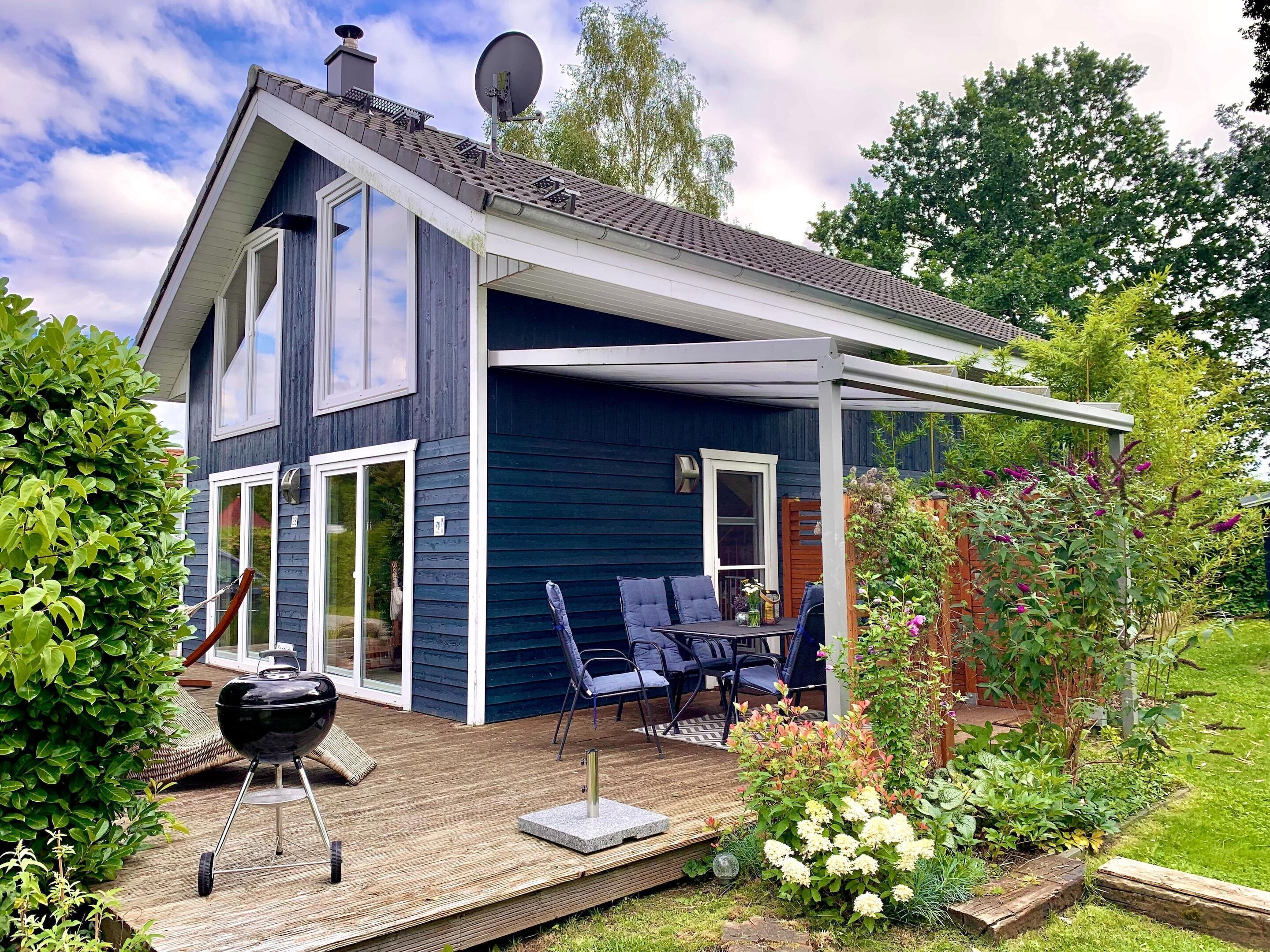 House | Outdoor dining