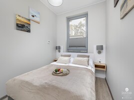 1 habitación y muebles diferentes 