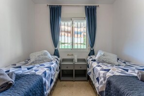 2 bedrooms
