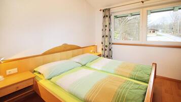 Rumah | 2 kamar tidur dan dilengkapi dengan perabotan berbeda-beda