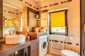 Ferienhaus | Badezimmer