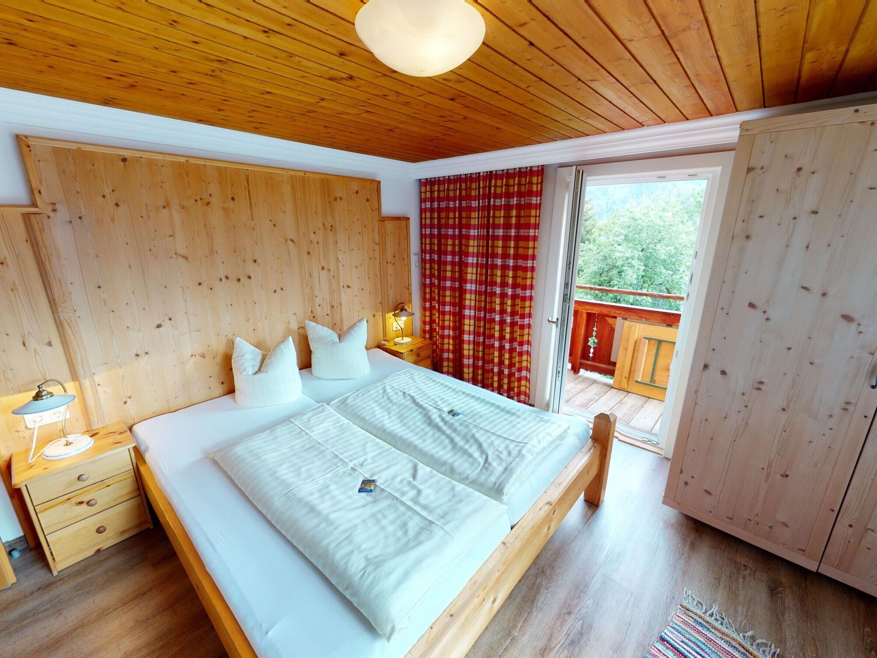 Apartment | 3 Schlafzimmer, individuell eingerichtet, Bettwäsche