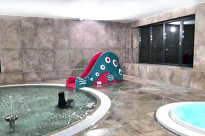Apartment | Pool | Indoor pool, outdoor pool