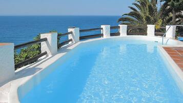 Villa | Pool | Outdoor pool