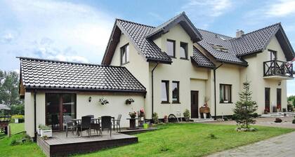 Villa in Troszyn by Lake With Natural Beach