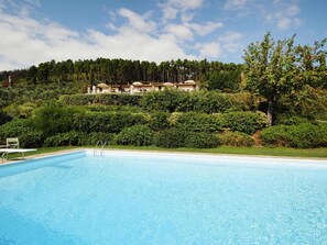 Apartment | Pool | Outdoor pool - Estate in Monte Serra With Panoramic Views (Buti)