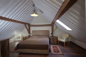 Maison | 4 chambres, ameublement personnalisé, draps fournis