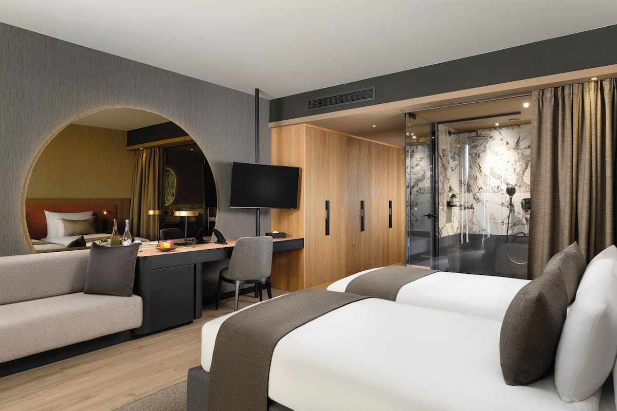 Premium Double Room, Balcony, City View | 1 bedroom, pillowtop beds, minibar, in-room safe