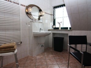 Apartment | Bathroom - Ferienwohnung Zum Schlossplatz, Wolgast (Wolgast)