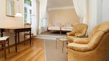 Apartment | Living room