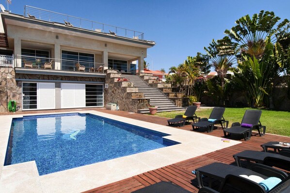 House | Pool - Holiday Home, Maspalomas (San Bartolomé de Tirajana)
