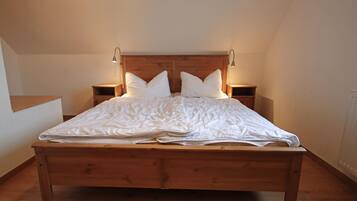 House | 3 bedrooms, individually furnished