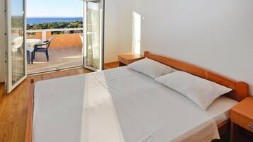 Apartment | 4 bedrooms, individually furnished