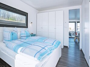 Mobile Unterkunft | 1 Schlafzimmer, individuell eingerichtet