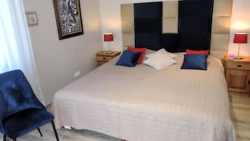 Casa | 2 habitaciones, muebles diferentes y ropa de cama