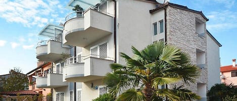 Apartment | Exterior