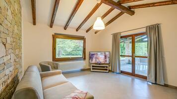 2 bedrooms, Internet