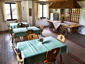 House | Dining - Farmhouse in Nockberge Near Ski Slopes (Treffen)