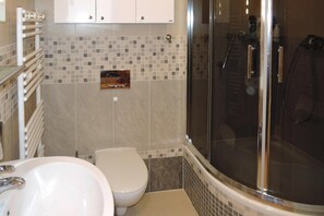 House | Bathroom - Holiday Appartment at the Promenade, Swinoujscie (Swinoujscie)