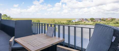 Huoneisto | Ulkoruokailutilat