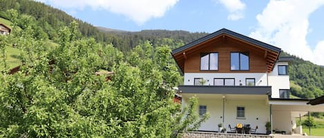 Apartment | Exterior