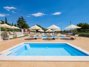 Appartement | Piscine | Piscine extérieure