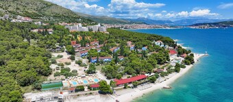 Apartment Medena in Seget Donji -trogir With Pool