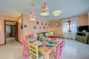 Apartment | 2 bedrooms, Internet