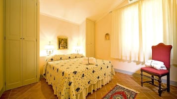 3 chambres, ameublement personnalisé