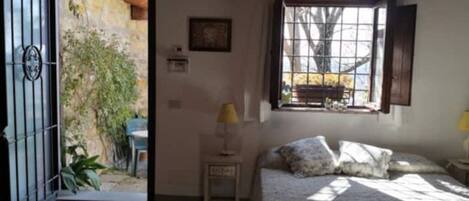 1 soveværelse, strygejern/strygebræt, gratis Wi-Fi, sengetøj