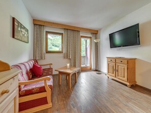 Apartment | Living room