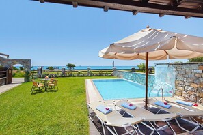 House | Pool - Holiday Home in Kiotari With a Swimming Pool (Rhodes)