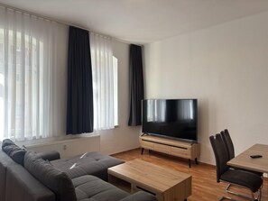 Apartment | Living room