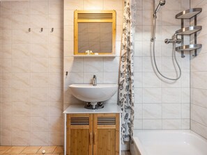 Apartment | Bathroom - Studio in Buchholz am Muritzsee (Buchholz)