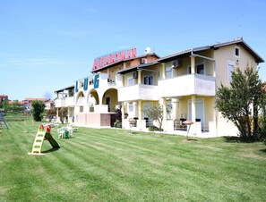 House | Exterior - Apartment in Privlaka Near Sandy Beaches (Privlaka)
