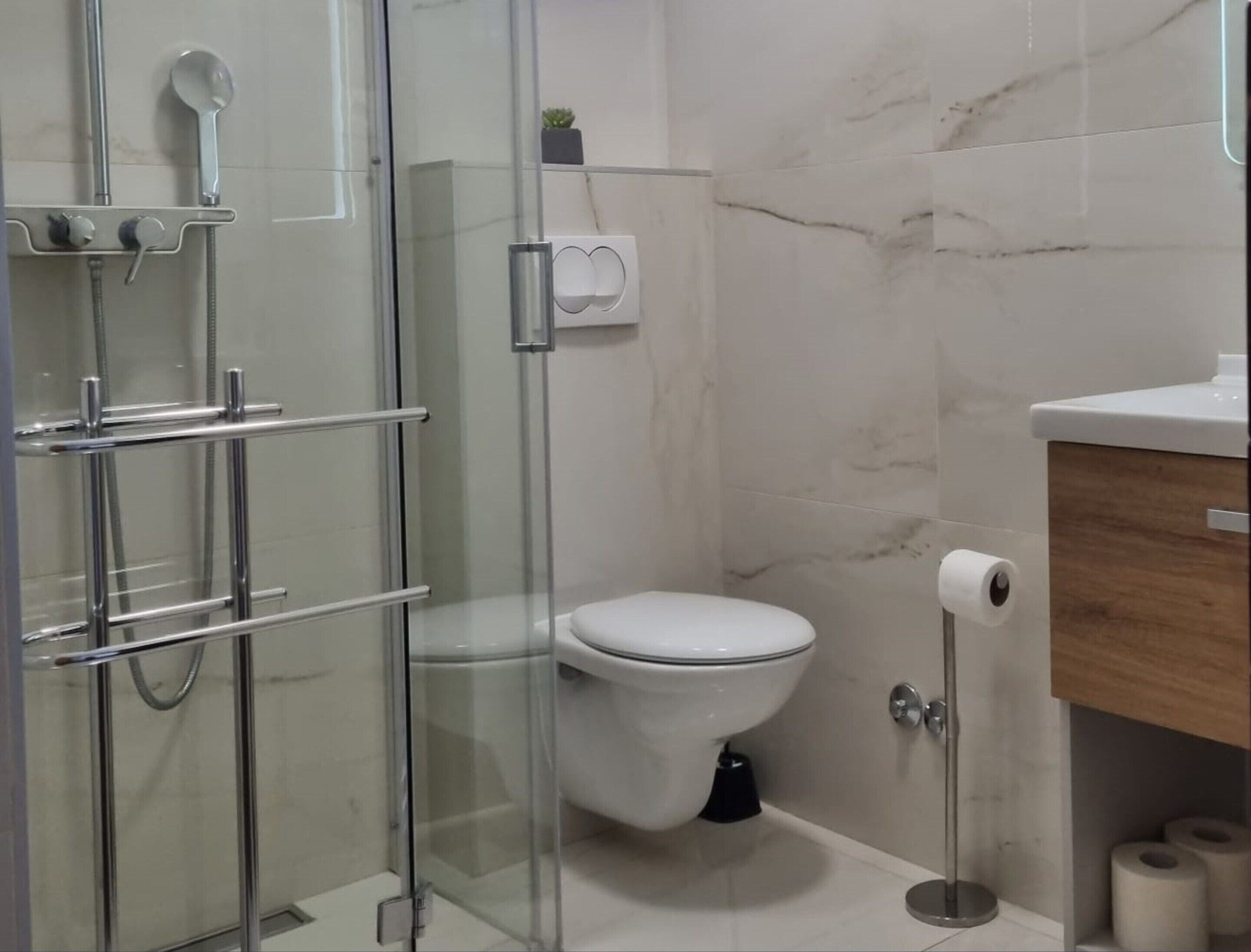 House | Bathroom