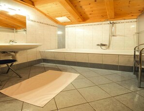 Ferienhaus | Badezimmer