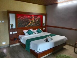 Deluxe Double Room - HotelGurubhavan (Devikolam)