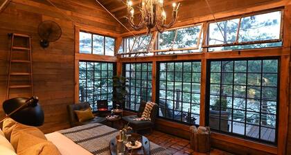 The Treehouse at Lakeside Pointe