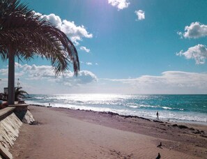 Apartment | View from property - Modern Flat With Side sea View in San Augustin (San Bartolomé de Tirajana)
