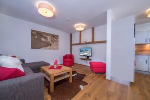 Apartment | Living room