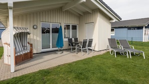 House | Balcony - Gemutliches, Exklusives Ferienhaus in Dagebull (Dagebuell)