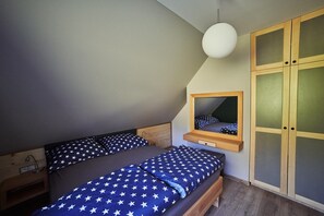 House - Holiday Home Directly at the Lake, Dabie (Bytow)