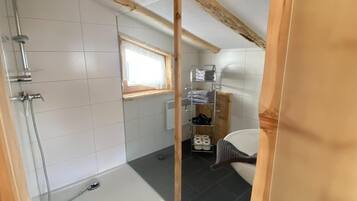 Apartment | Badezimmer