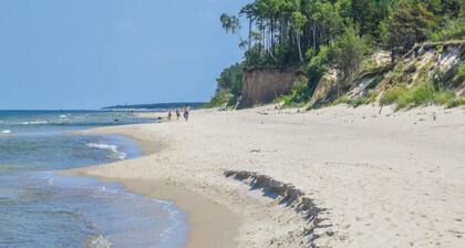 Kolczewo Cottage With BBQ & Garden