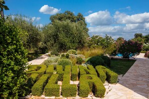 Villa, Accessible | 4 bedrooms, Internet