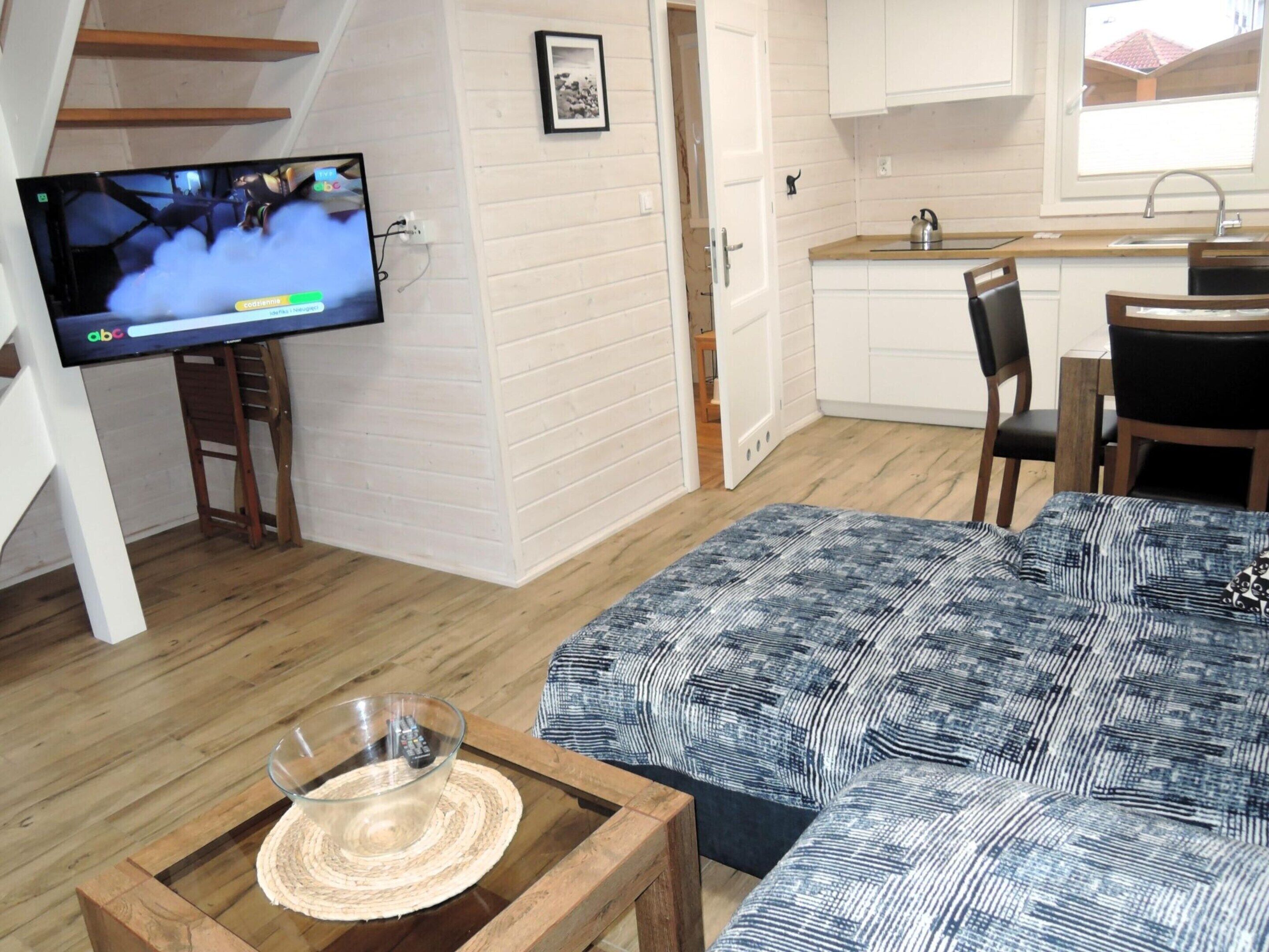 House | 3 bedrooms, individually furnished