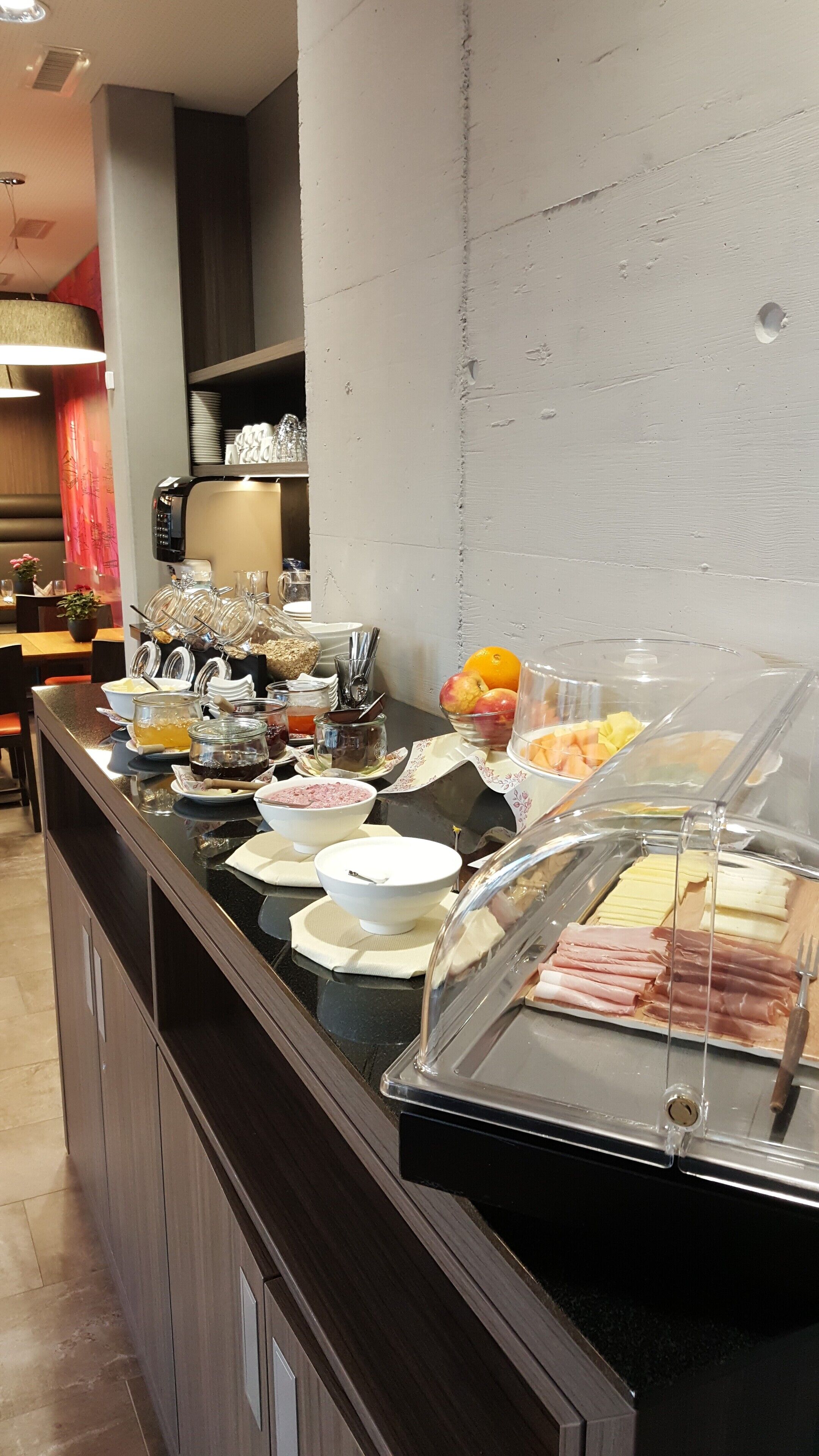 Colazione continentale a pagamento, servita tutte le mattine 